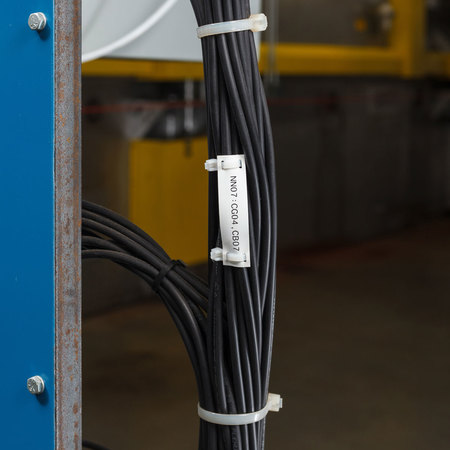 Étiquettes de câbles multiconducteurs en polyéthylène rigide BMP71 BMP61 M611 — en vrac