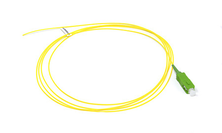 Câble jaune Pigtail SM G657A2 Classe B Easy Strip SC/APC 900 um 1 m