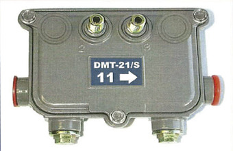 2-way Coaxial Outdoor Tap 17dB 1GHz with USP DMT-21/S-17